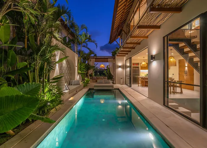 Nalaka - Sophisticated 2br Steps From Pererenan *