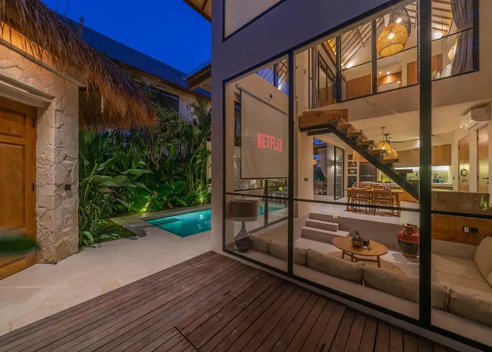 Nalaka - Sophisticated 2br Steps From Pererenan