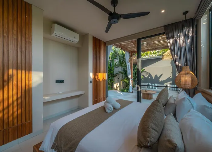 Nalaka - Sophisticated 2br Steps From Pererenan Вилла *