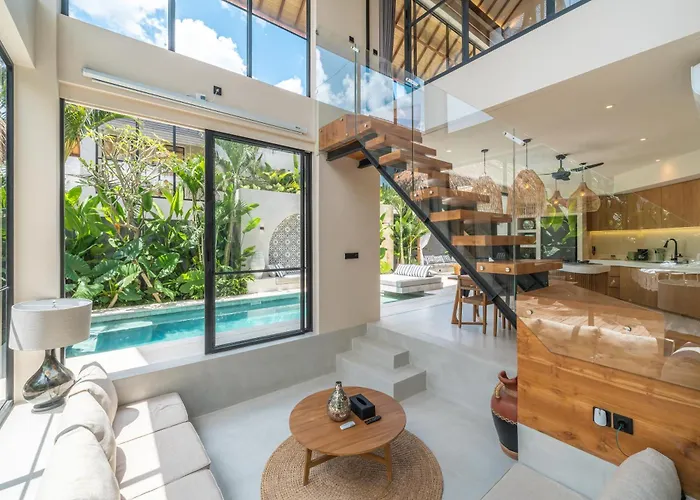 Nalaka - Sophisticated 2br Steps From Pererenan