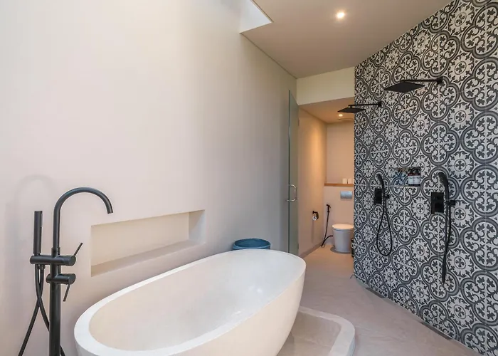 Вилла Nalaka - Sophisticated 2br Steps From Pererenan *